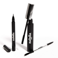 Mascara lashes on fleek + crayon à sourcils + eyeliner